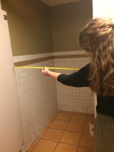 measuring the width of the stall door