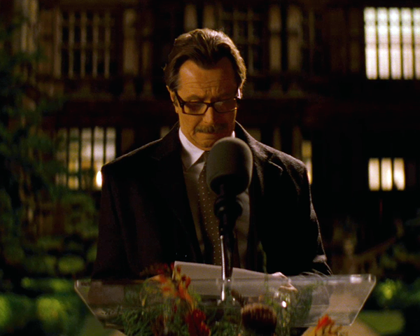 Photo of Commissioner Gordon from the film the Dark Knight