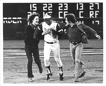 Ron Sherman, Hank Aaron rounding the bases for his 715th home run, April 8, 1974.