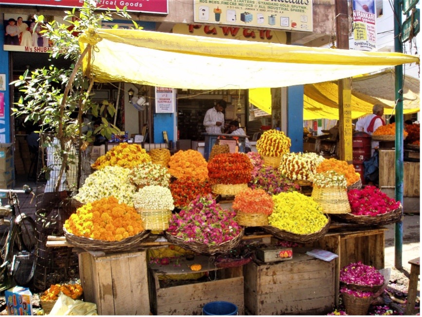 Flower stall, Hyderabad, Telangana. Photo by Joyce Burkhalter Flueckiger.