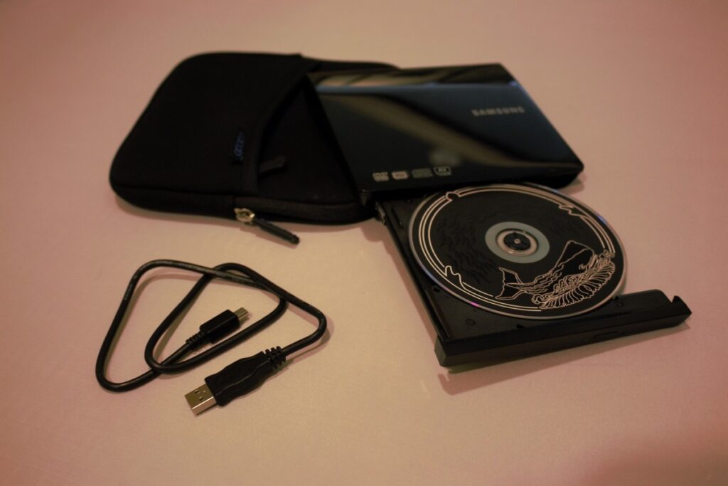 A USB CD/DVD drive