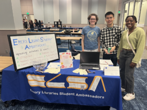 Emory Libraries Student Ambassadors at Student Involvement Fair
